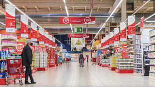 Las ventas de Auchan Retail caen el 1,9% en un buen año de su filial española