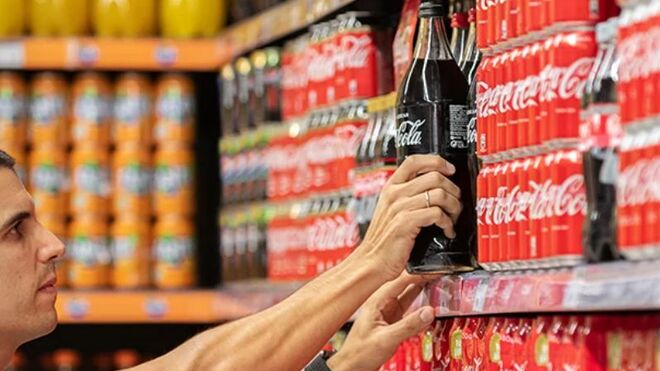 La embotelladora de Coca-Cola gana el 9,5% más en 2023, hasta los 1.669 millones de euros
