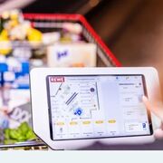 Rewe incorpora carritos digitales para ayudar a los clientes a hacer la compra en tienda