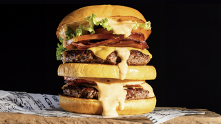 TGB incorpora la Bestial Burger a su carta y lanza una promoción para los domingos