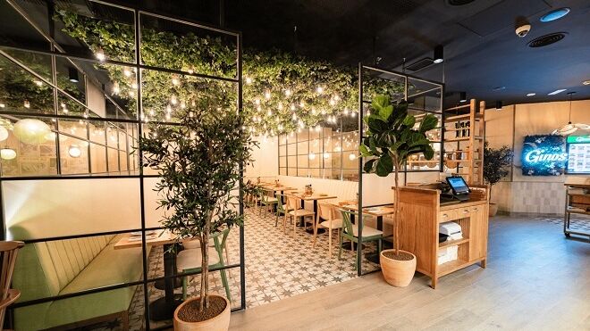 Ginos moderniza su restaurante del centro comercial Palacio de Hielo (Madrid)