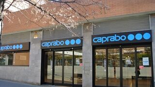 Caprabo abre su primer supermercado en Sant Llorenç d’Hortons (Barcelona)